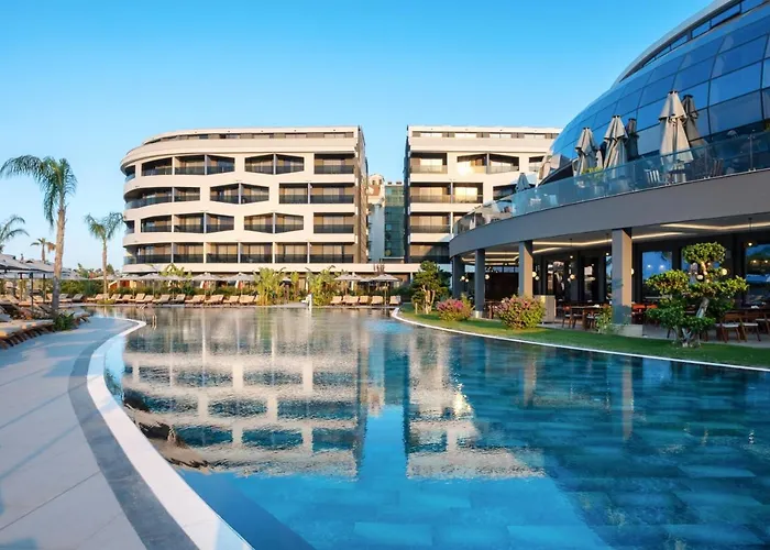 Liu Resorts